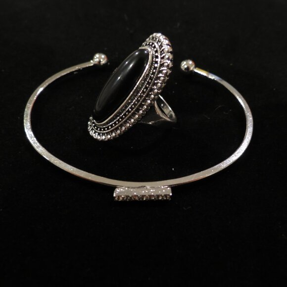 Silver Bracelet and Ring with Black Stone Bracelet - Picture 3 of 4